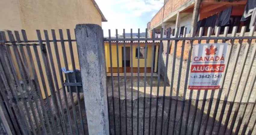Casa com 2 quartos para alugar na Rua João Wolski, 138, Tindiquera, Araucária