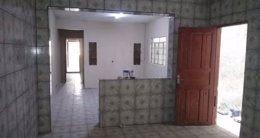 Casa com 2 quartos à venda na Rua Casemiro Davenis, Jardim Zaira, Mauá