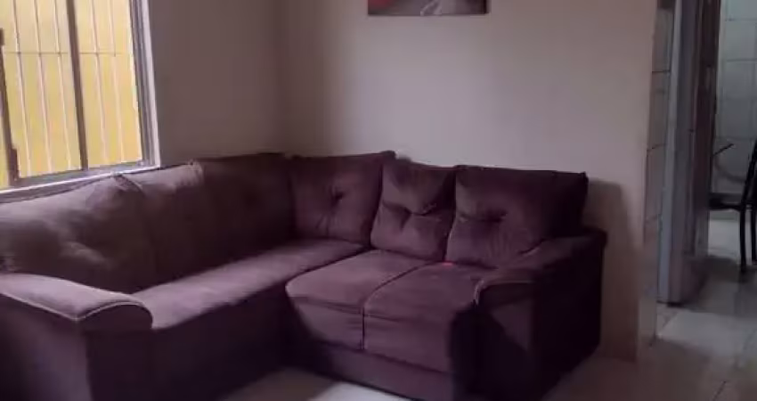 Casa com 2 quartos à venda no Jardim Aracy, Mauá 