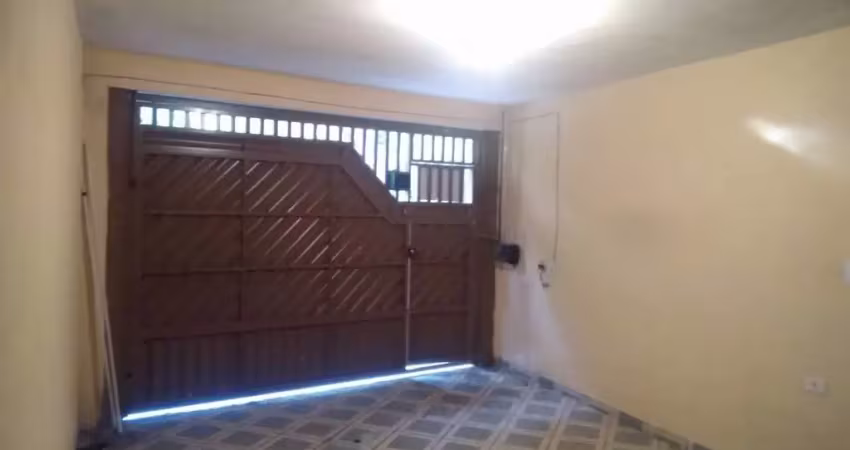 Casa individual com garagem para alugar em jardim zaira 4 em mauá