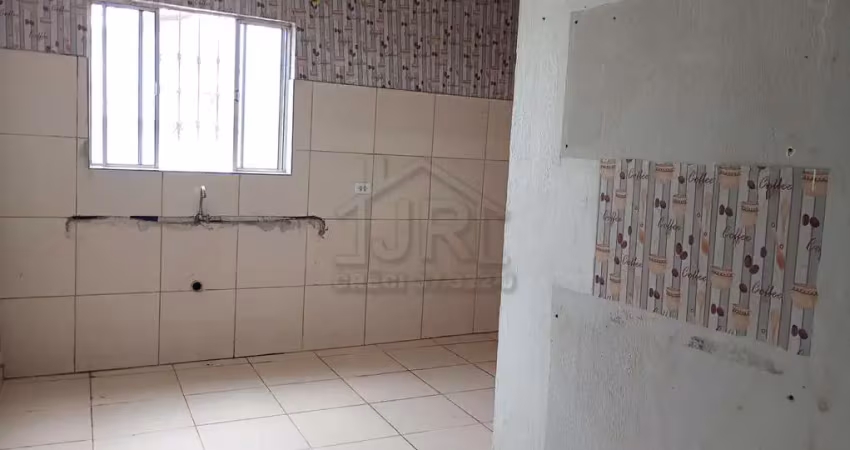 Casa com 2 quartos para alugar no Jardim Ipê, Mauá 
