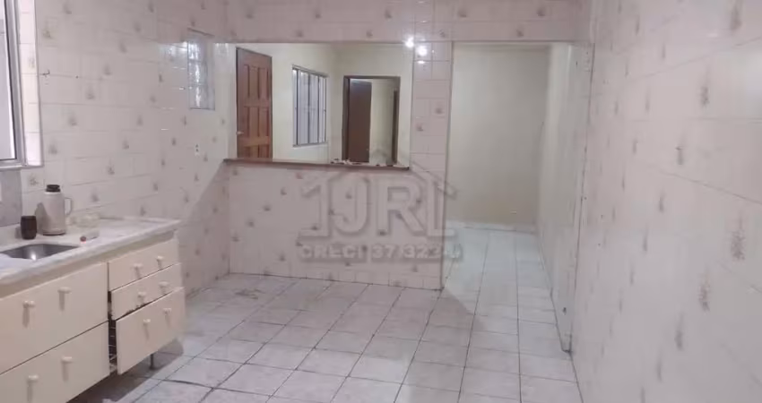 Casa com 2 quartos para alugar no Jardim Zaira, Mauá 