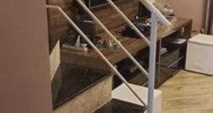 Sobrado para venda tem 81 metros quadrados com 2 quartos em Parque Munhoz - São Paulo - SP
