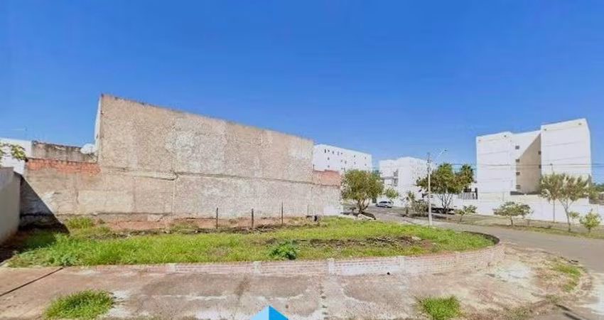 Terreno de esquina no Morada das Acácias