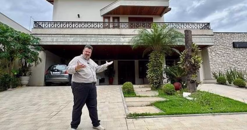Condomínio Villa San Marino - R$ 2.790.000