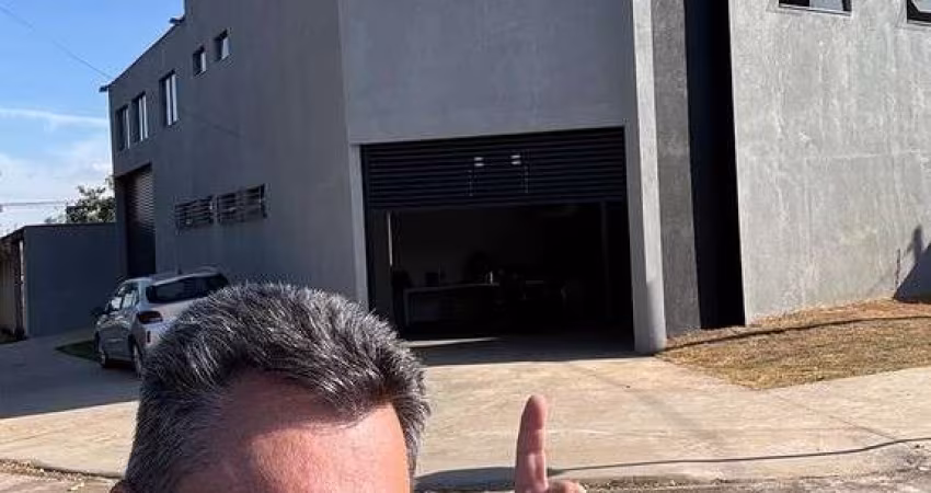 2 Barracões à venda no Residencial Palmeira Real