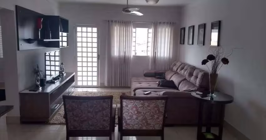Casa com 3 quartos à venda no Jardim Ouro Verde, Limeira 
