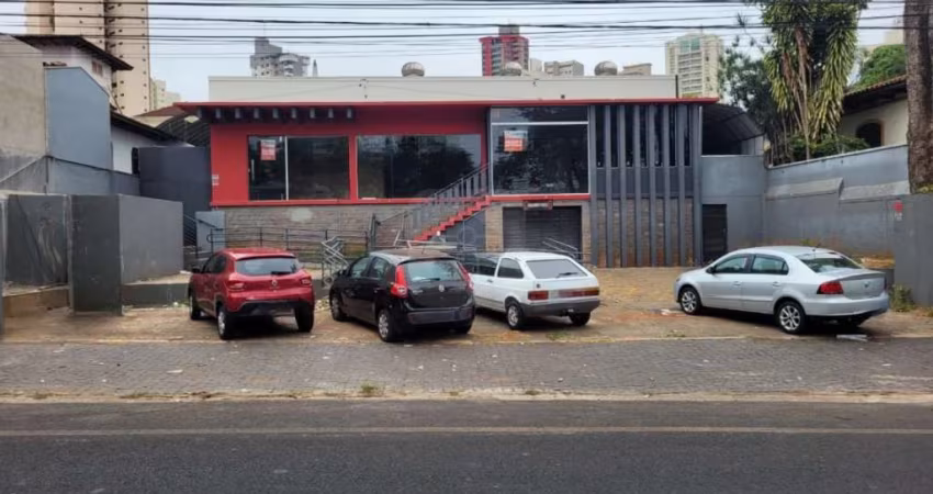 Casa comercial para locação no bairro Osvaldo Rezende