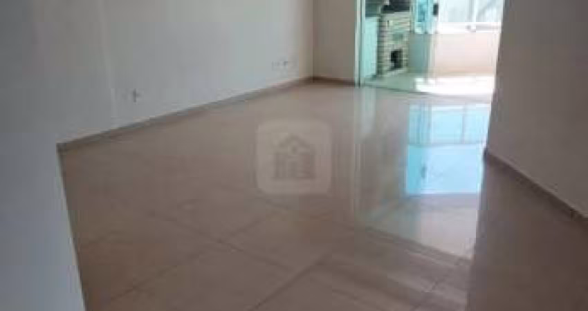 Apartamento à venda no bairro Saraiva.