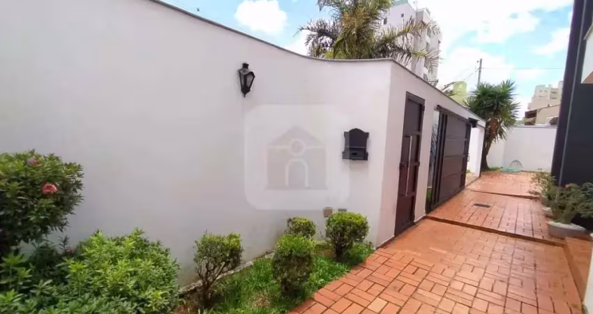 Casa à Venda