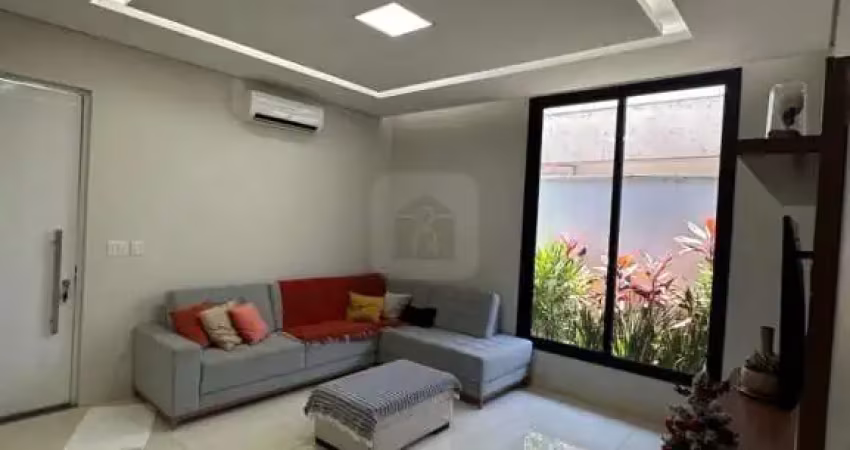 Casa à venda no Condomínio Splendido.