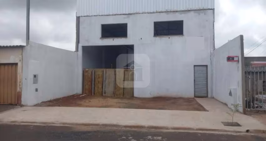 Galpão à venda no bairro Tubalina.