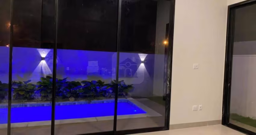Casa para venda no Condomínio Splendido.