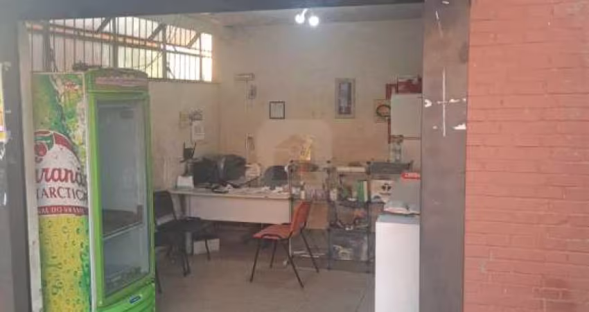 Área Para Venda No Bairro Martins