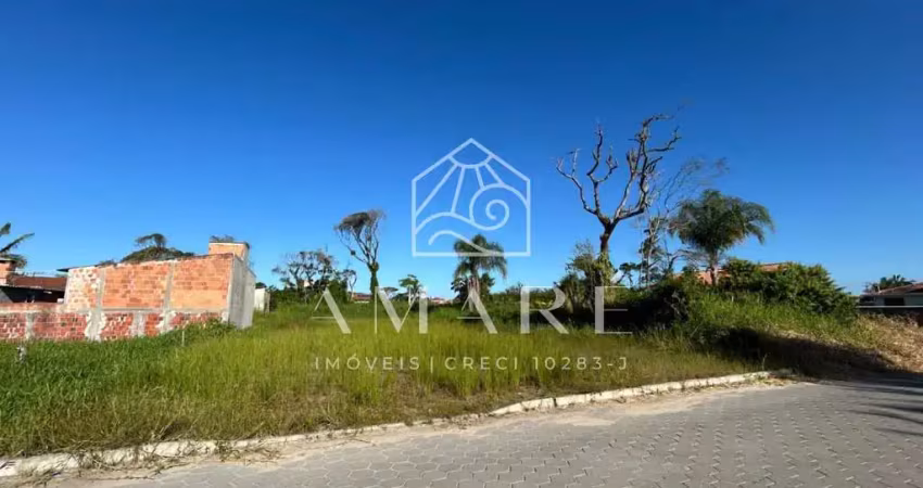 Terreno à venda na Praia do Ervino, São Francisco do Sul 