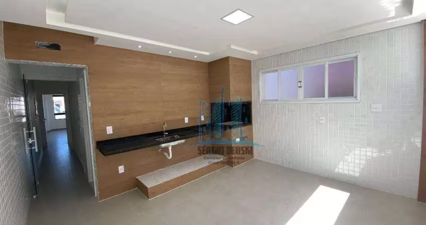 Vende-se casa alta duplex com 4 suítes sendo 1 com banheira de hidromassagem. embaré, santos-sp. construída em 2025