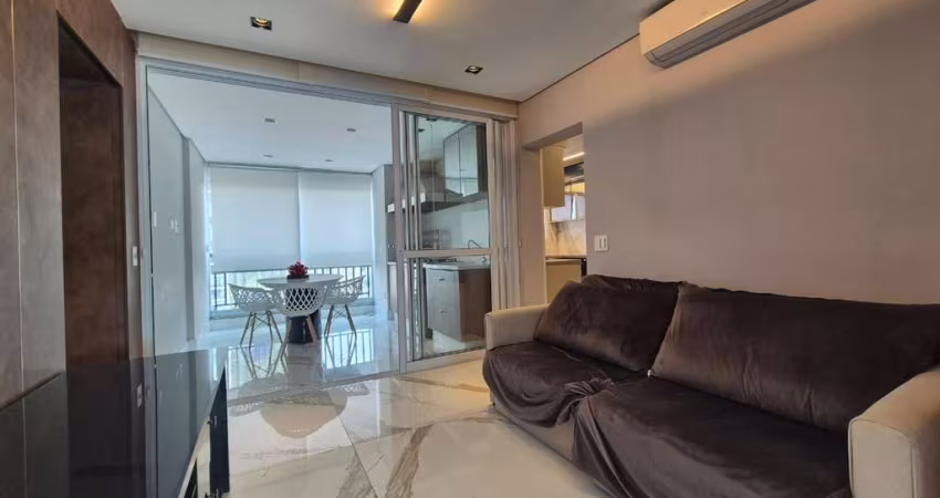 Apartamento com 3 quartos para alugar na Rua Vespasiano, 650, Vila Romana, São Paulo