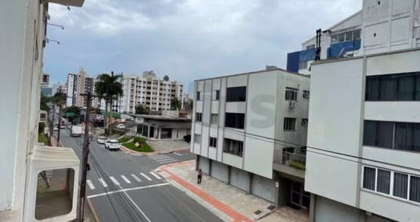 Apartamento Semi Novo, 2 Dormitórios 1 Suíte e 2 Garagens - Bairro Michel