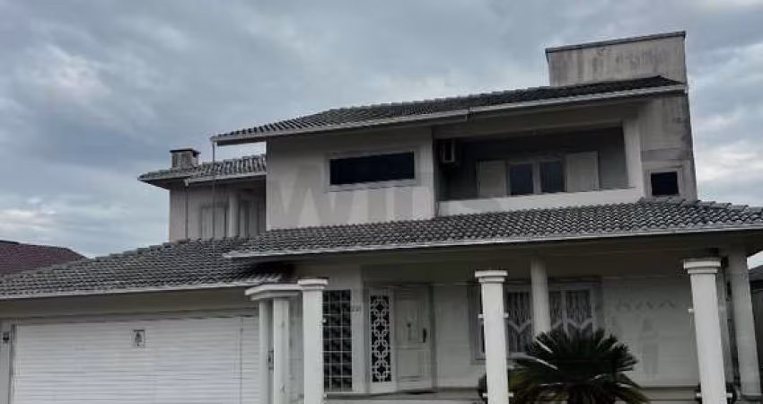 Casa de Alto Padrão no bairro Mina Brasil