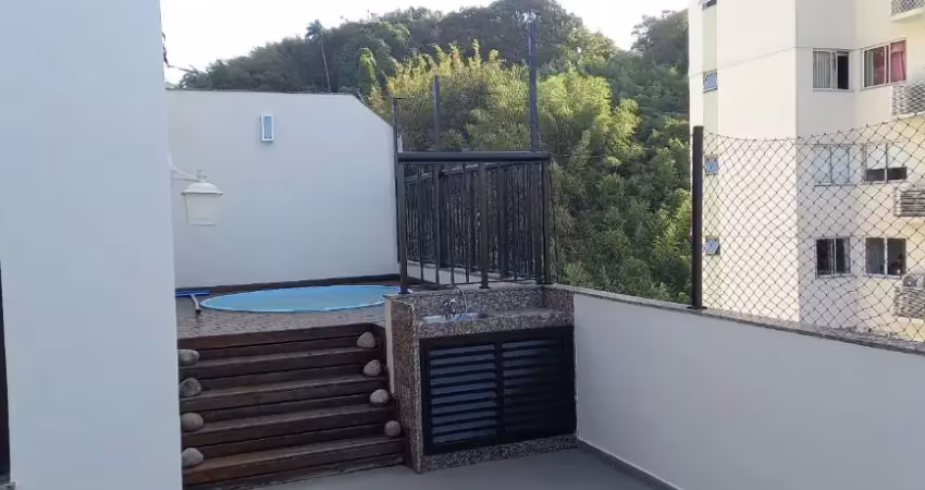 Cobertura com  piscina e  vista para o cristo redentor !!!