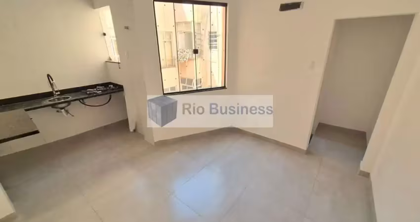 Kitnet / Stúdio à venda na Rua Buarque de Macedo, Catete, Rio de Janeiro