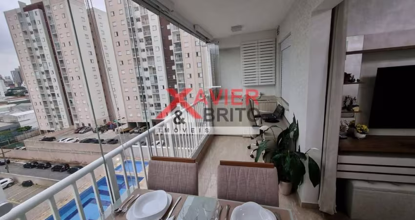 Apartamento reformado e mobiliado à venda na Mooca, 1 dorm, varanda e lazer completo, 330mil, iptu