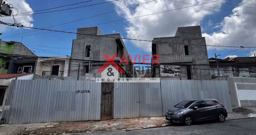 Sobrados novos para venda, 2 suites, 2 vagas, Vila Carmosina