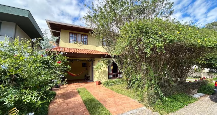 Vende sobrado em condomínio, Campina do Siqueira