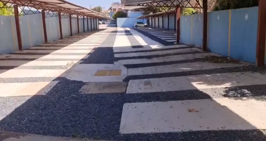 Estacionamento garagem 100% cobertas 86 carros xv de novembro