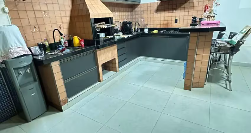 Casa 4/4 - comando geral pmmt - morada da serra - ouro fino - energia solar - financia