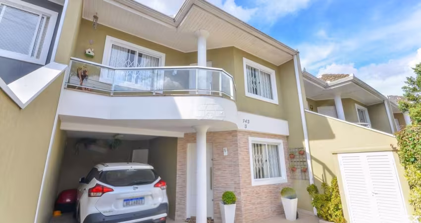 Casa com 3 quartos à venda na Rua Waldemiro Ry, 743, Novo Mundo, Curitiba