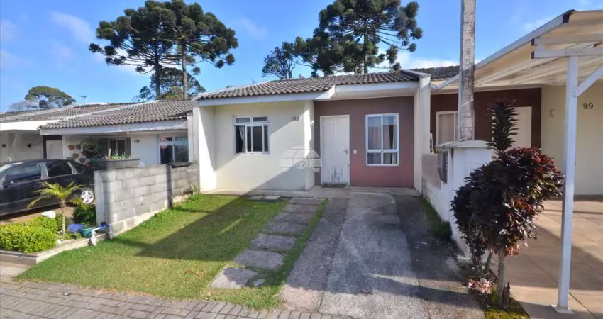 Casa em condomínio fechado com 2 quartos à venda na Rua Peru, 1101, Capela Velha, Araucária