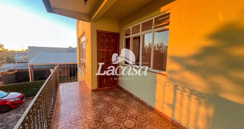 IMOBILIÁRIA LA CASA: ALUGA APARTAMENTO NO CENTRO!