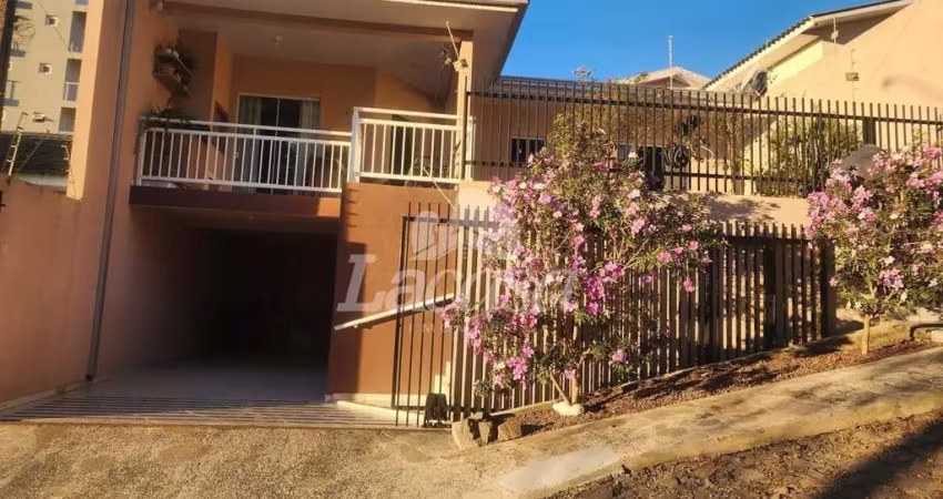 Vende-se linda casa no bairro santa cruz próximo a faculdade unicentro