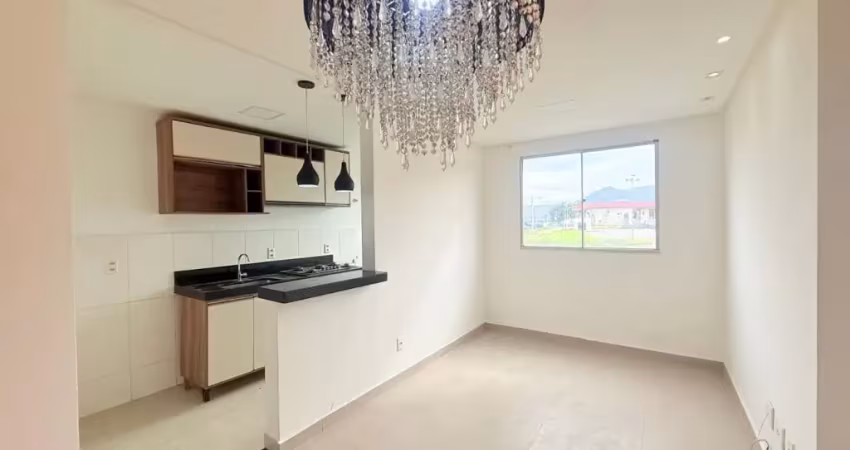 Apartamento 2 andar em colina de laranjaeiras perto de tudo.