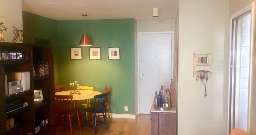 Apartamento com 2 quartos a venda no Barra Bali