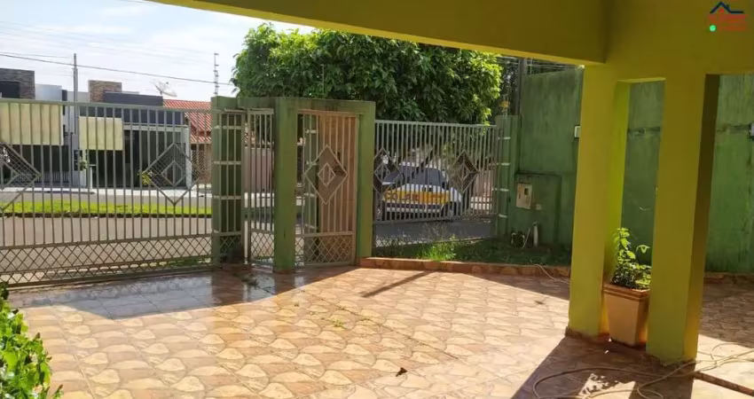 Casa à venda no bairro Jardim Athenas - Londrina/PR