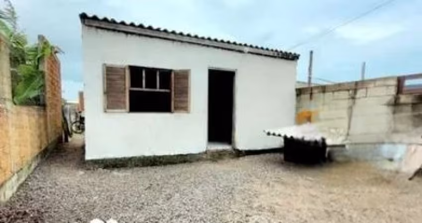 EXCELENTE CASA À VENDA NO BAIRRO JARDIM BEIRA MAR, EM CAPÃO DA CANOA!