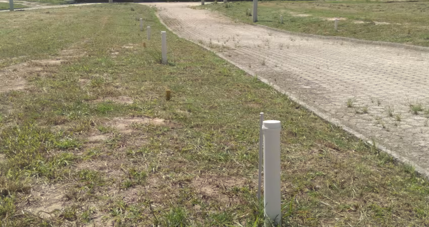 Terreno em condomínio fechado à venda na Avenida Raimundo de Farias, 3410, Centro, Itaboraí