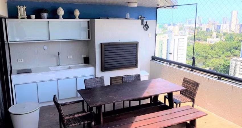 Belíssima Cobertura duplex com 333m2 na Madalena!