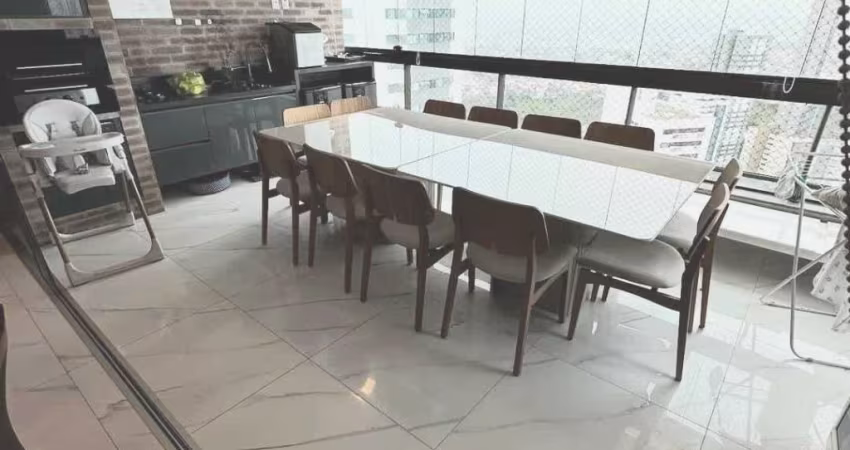 Belíssimo apartamento Alto Padrão! Andar altíssimo e Vista Espetacular!
