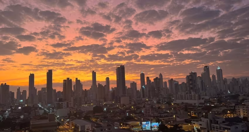 Vende-se belíssimo apartamento!