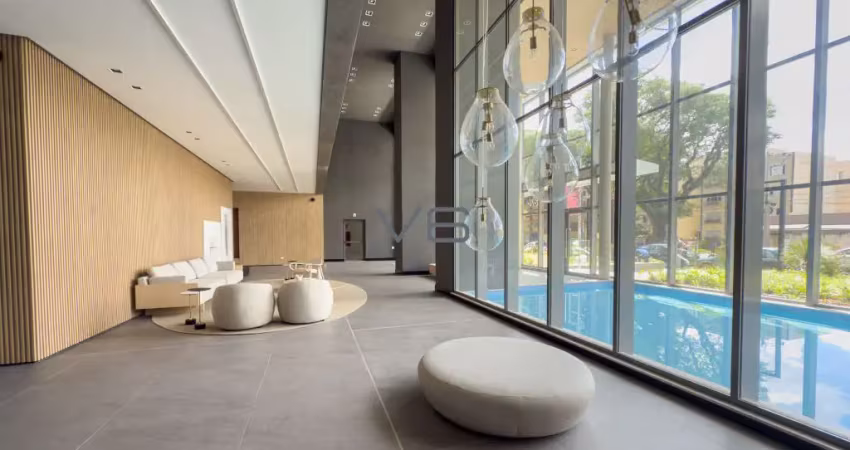 Apartamento Alto Padrão com 155,4 m² privativos, 3 suítes, 3 vagas de garagem, no Agua verde, Curitiba-PR