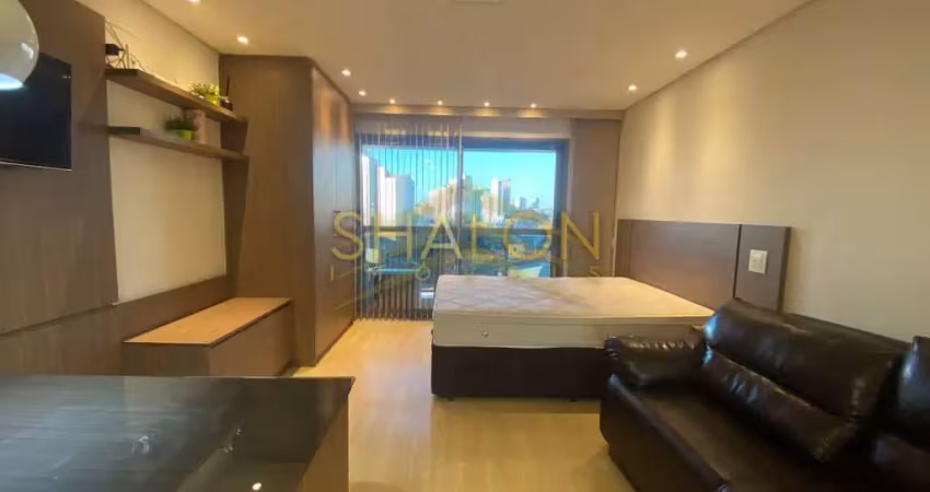 <p>studio com sacada, vaga de garagem, portaria 24h, proximo ao shopping estação</p>