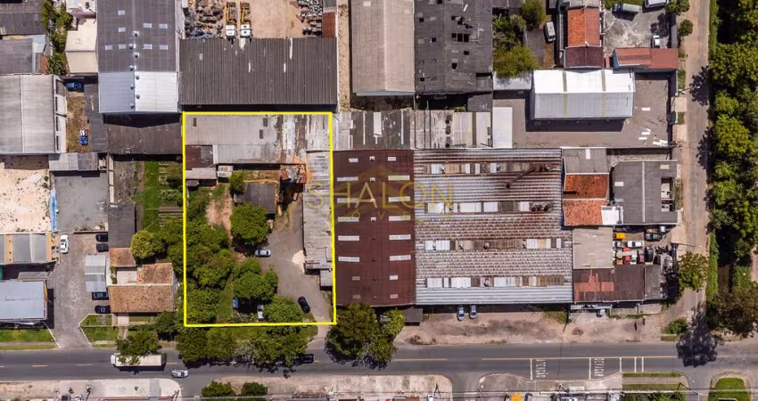 <p> 2 Terrenos no Boqueirão com 2.200 m² no total, em rua estratégica (Rua das Carmelitas) Zona de Serviço 1</p>