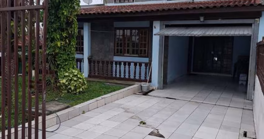 Casa com 3 quartos à venda na Rua Santa Maria, Maracanã, Colombo