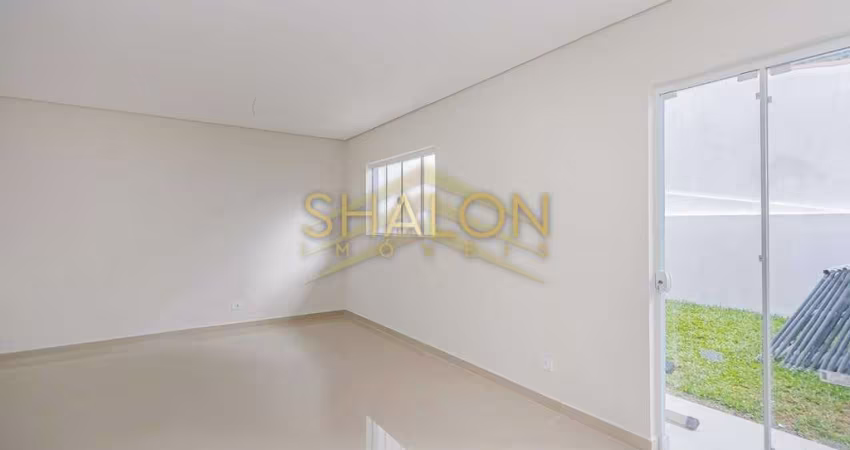 <p>SOBRADO TRIPLEX NOVO 3 QUARTOS SUITE SACADA FRENTE RUA BAIRRO ALTO CURITIBA PR</p>