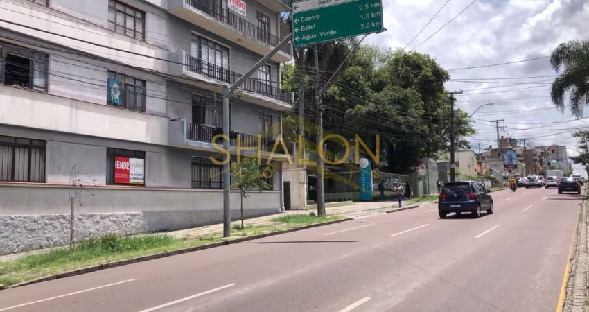 <p>Apartamento com uma ótima oportunidade no Bairro Mercês</p>