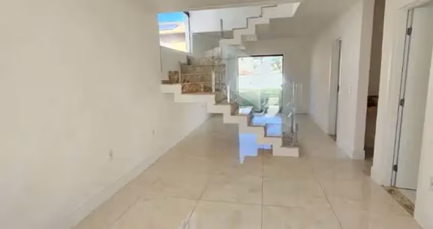 Casa com 4 quartos à venda na Rua Sucupió, Abrantes, Camaçari