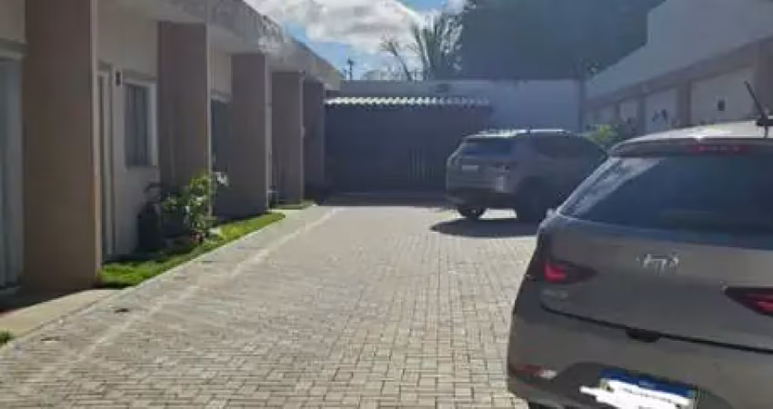 Casa com 2 quartos à venda na Rua Priscila B Dutra, Buraquinho, Lauro de Freitas